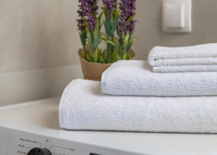 Meri With Garden Appartement *