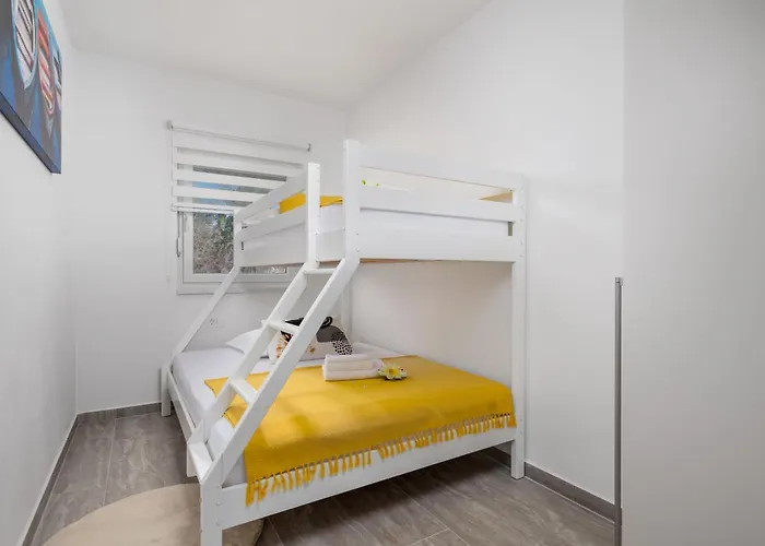 Meri With Garden Appartement *