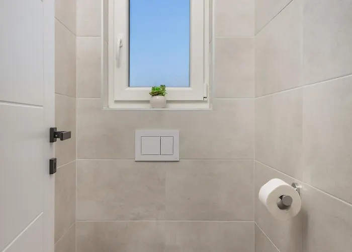 Meri With Garden Čižići