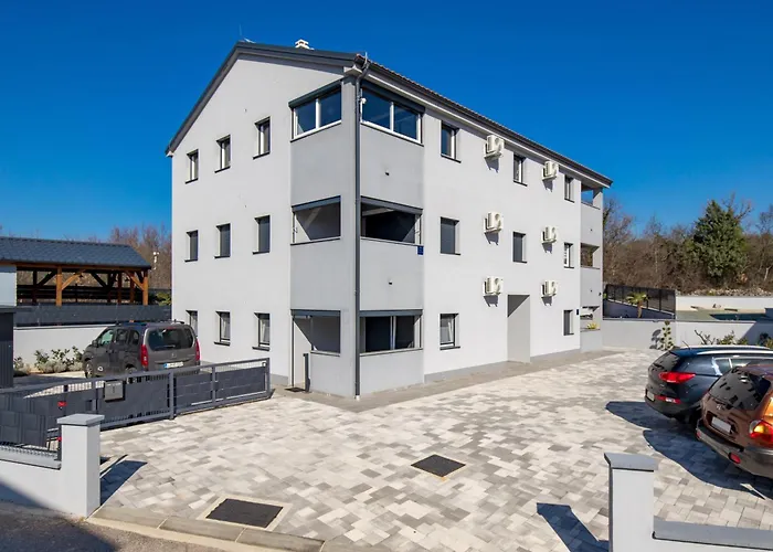 Meri With Garden * Čižići