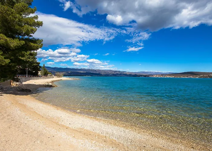 Meri With Garden Appartement Čižići